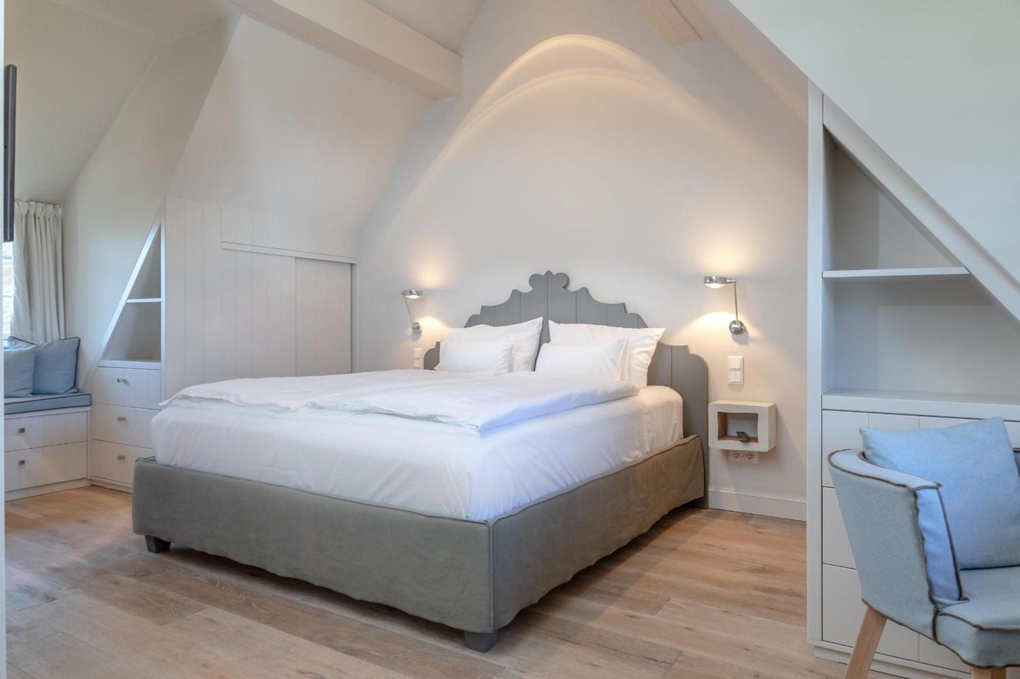 Ferienhaus Neu Friesenhof Aenne Haus 3 - Modern Urlauben Unter Reet In Sylt Keitum