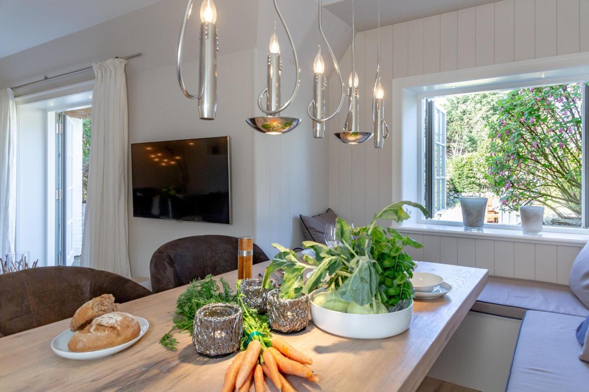 Neu Friesenhof Aenne Haus 3 - Modern Urlauben Unter Reet In Sylt * Keitum